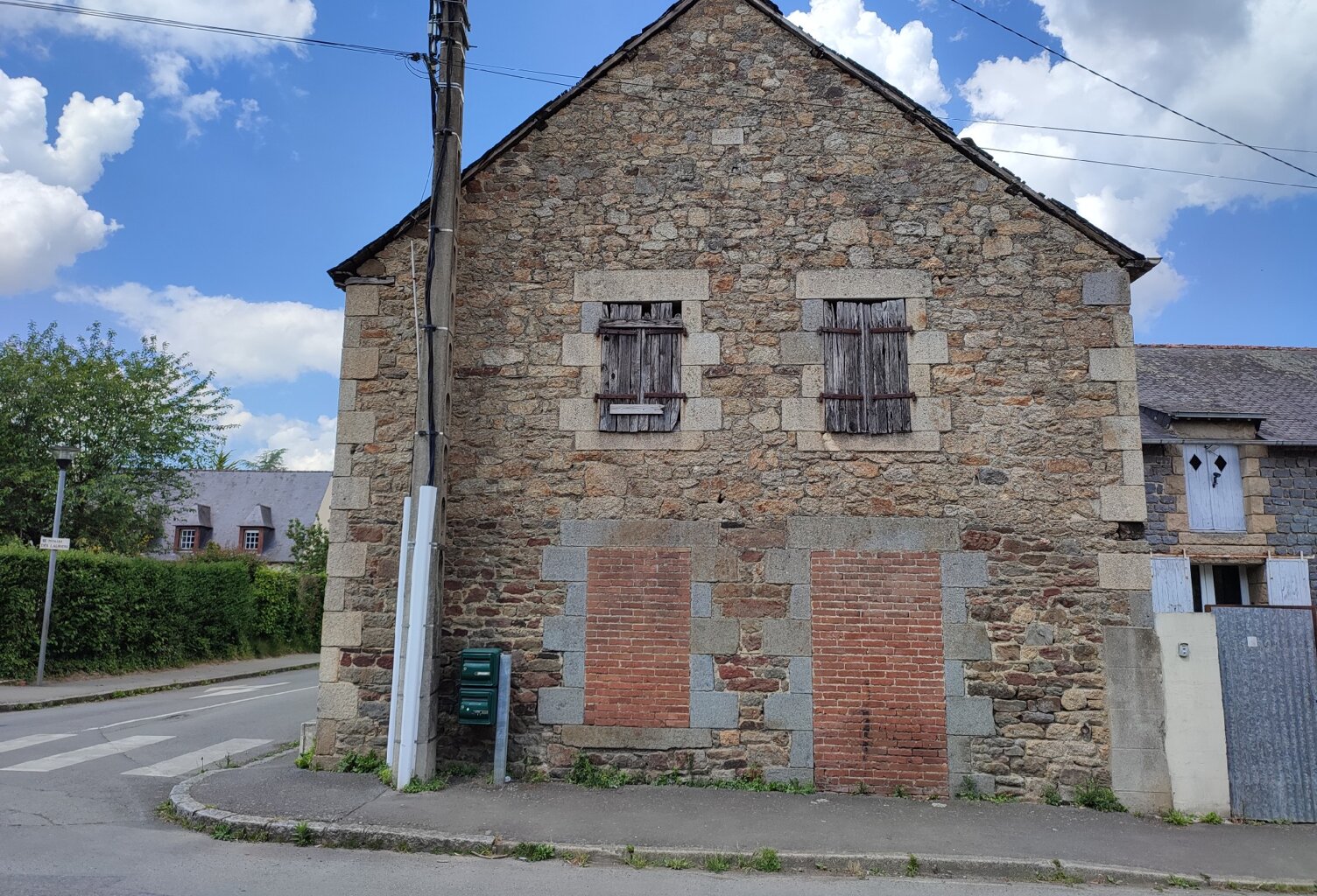 SOQUET IMMOBILIER A VENDRE ENTREPOT - EVRAN - A RENOVER — photo 1