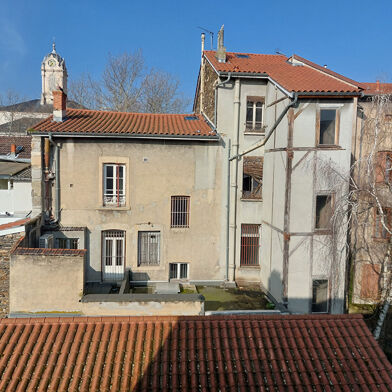 Immeuble  176900 €