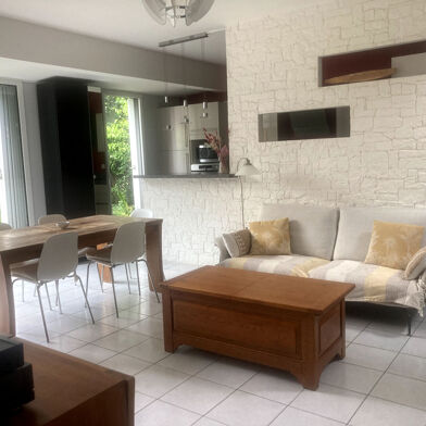 Maison 5 pièces 1410 €