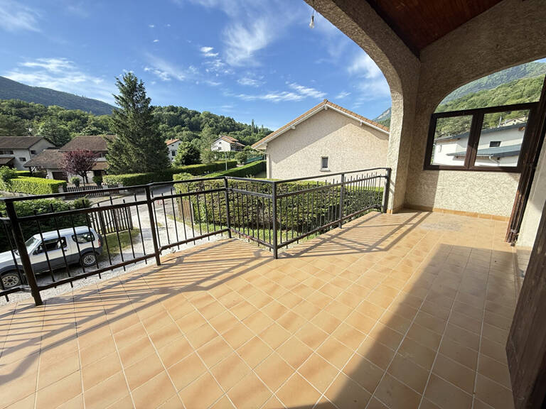 Appartement Le Gua 8 pièce(s) 122 m² — photo 1