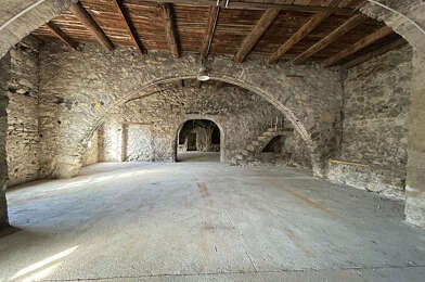 Commerce  358000 €