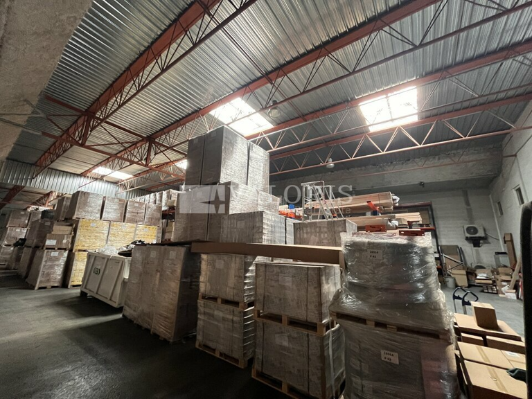 ENTREPOT - LOGISTIQUE à LOUER — photo 1