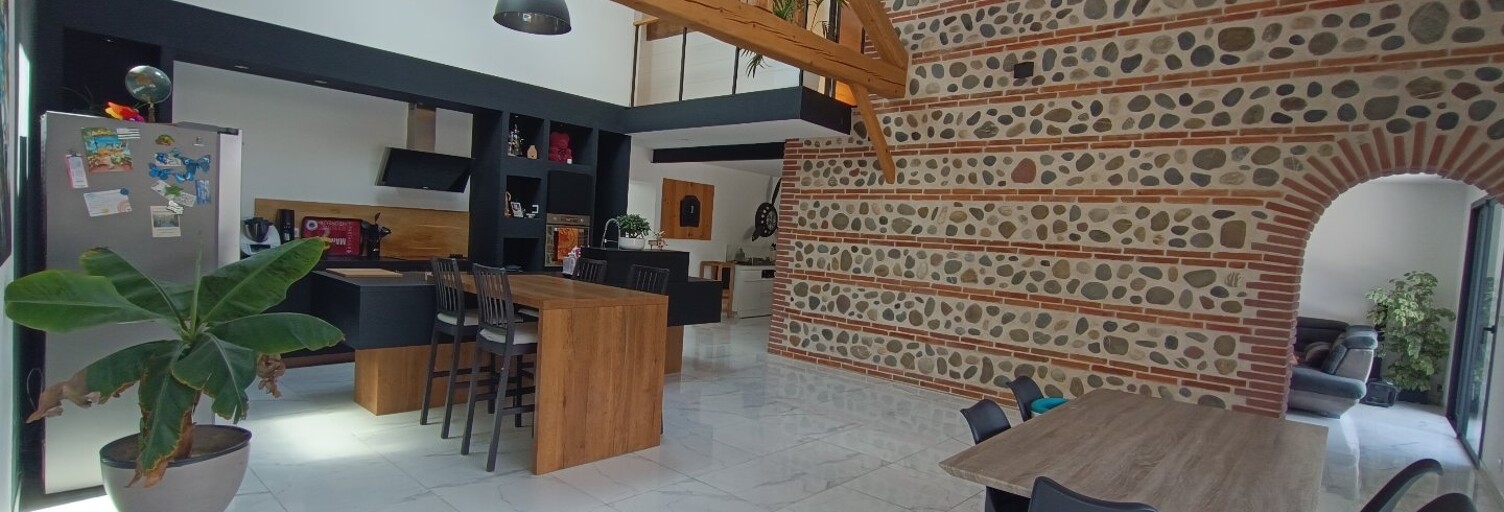 Maison 6 Pièces 209 m² à vendre à Lherm (31600)