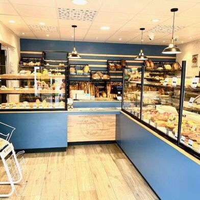 Commerce  447950 €