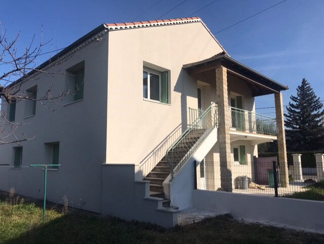 Appartement 4 pièces  à louer Montélimar 26200