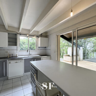 Maison 7 pièces 306000 €