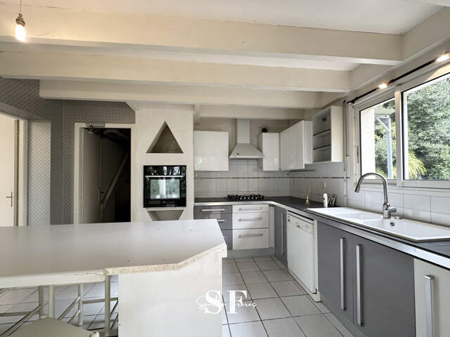 AGEN - MAISON DE 140M2 + GARAGE DE 27M2  AVEC TERRAIN — photo du bien