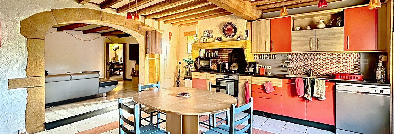 Maison 4 Pièces 102 m² à vendre à Châtillon (69380)