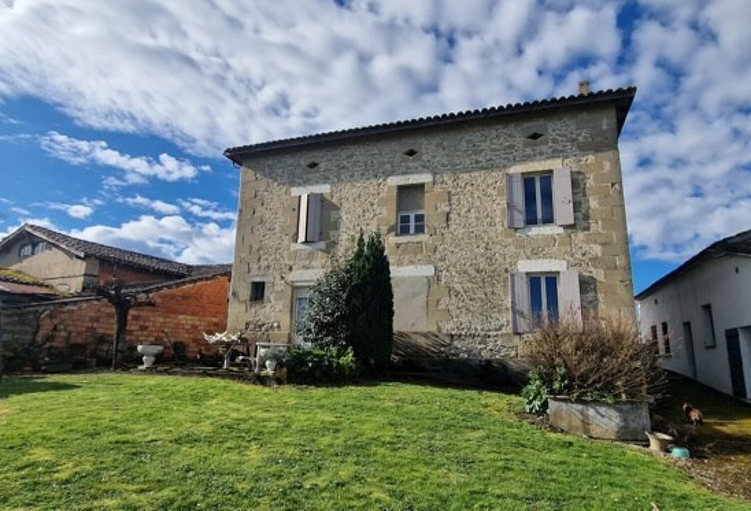Vente maison 4 pièces 169 m² Tombebœuf (47380) — photo 1