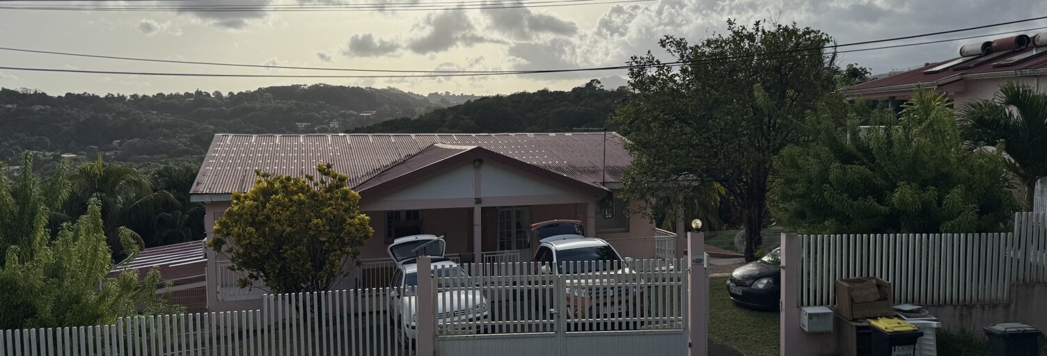 Maison 12 Pièces 442 m² à vendre à Le Lamentin (97232)