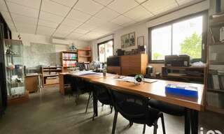 Bureau  150 m² à vendre à Saint-Laurent-de-Mure (69720)