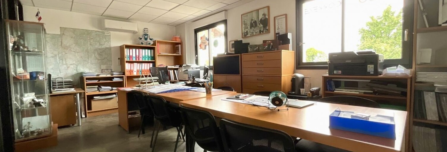 Bureau  150 m² à vendre à Saint-Laurent-de-Mure (69720)