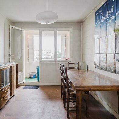 Appartement 4 pièces 223650 €