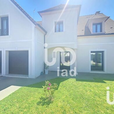 Maison 8 pièces 648000 €