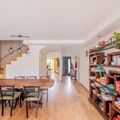 Maison 7 pièces 549001 €