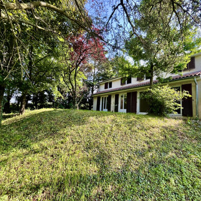 Maison 8 pièces 699000 €