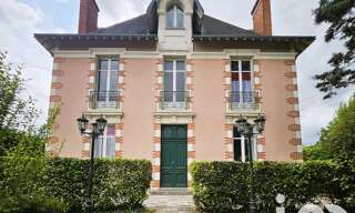 Maison 11 Pièces 265 m² à vendre à Sablé-sur-Sarthe (72300)