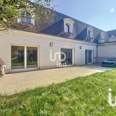 Maison 8 pièces 1450000 €
