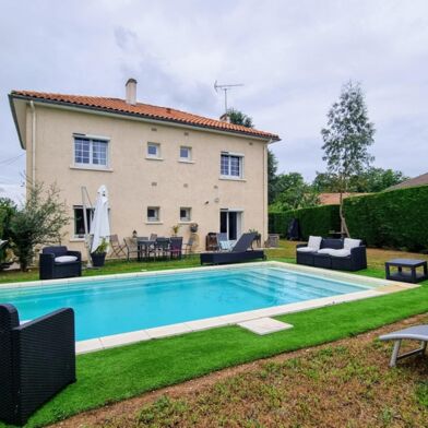 Maison 6 pièces 299000 €