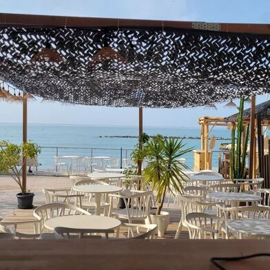 Commerce 3 pièces 88000 €