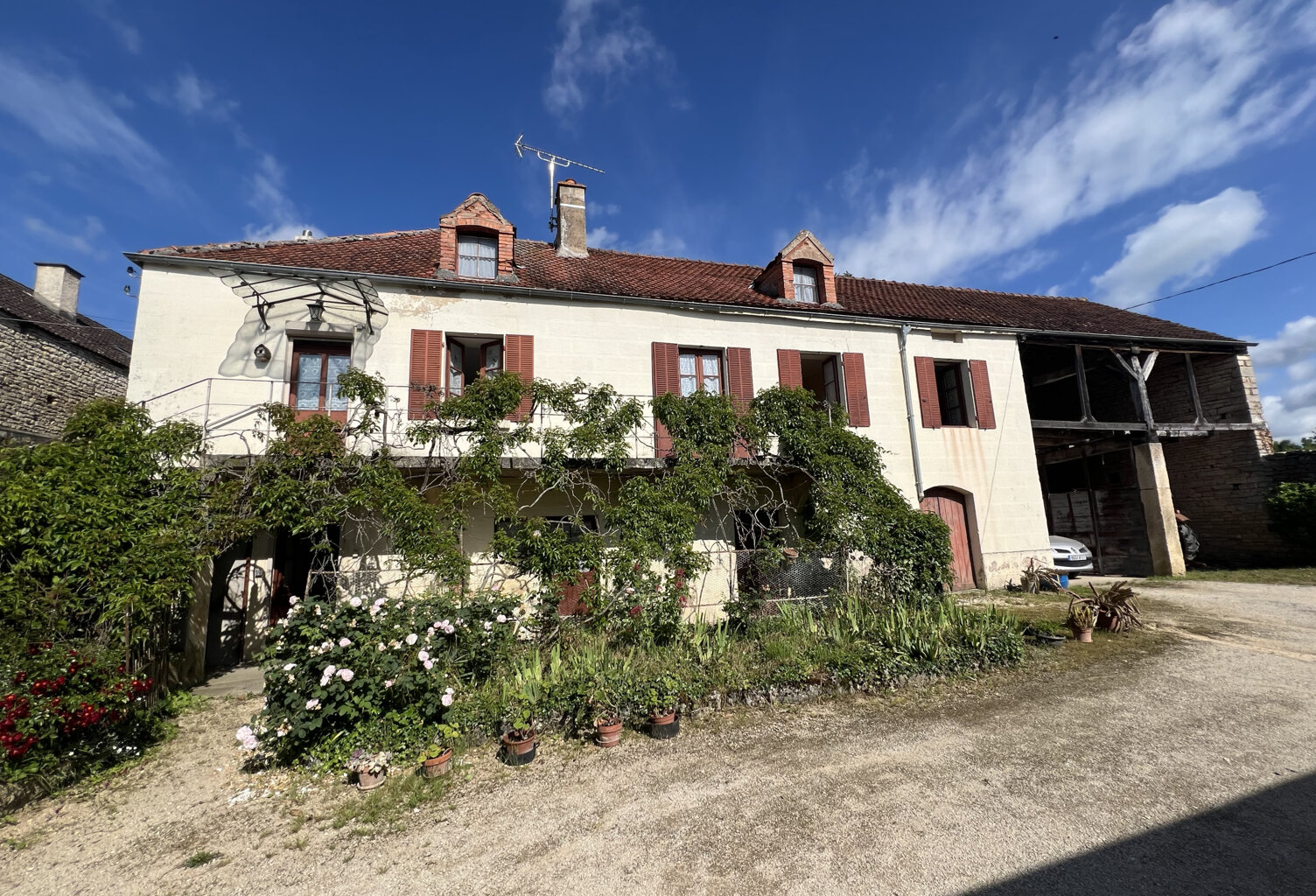 Maison de village — photo 1