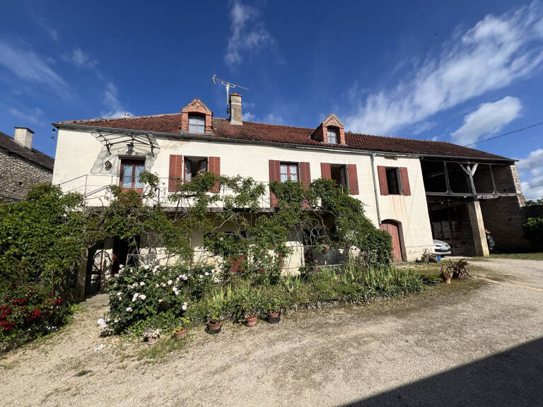 Maison de village — photo 1
