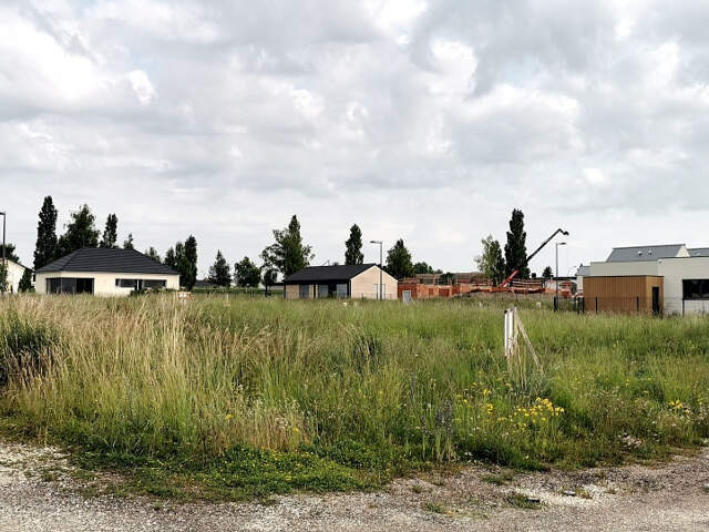 À vendre à PONT-SAINTE-MARIE   Terrain constructible en écoq — photo du bien