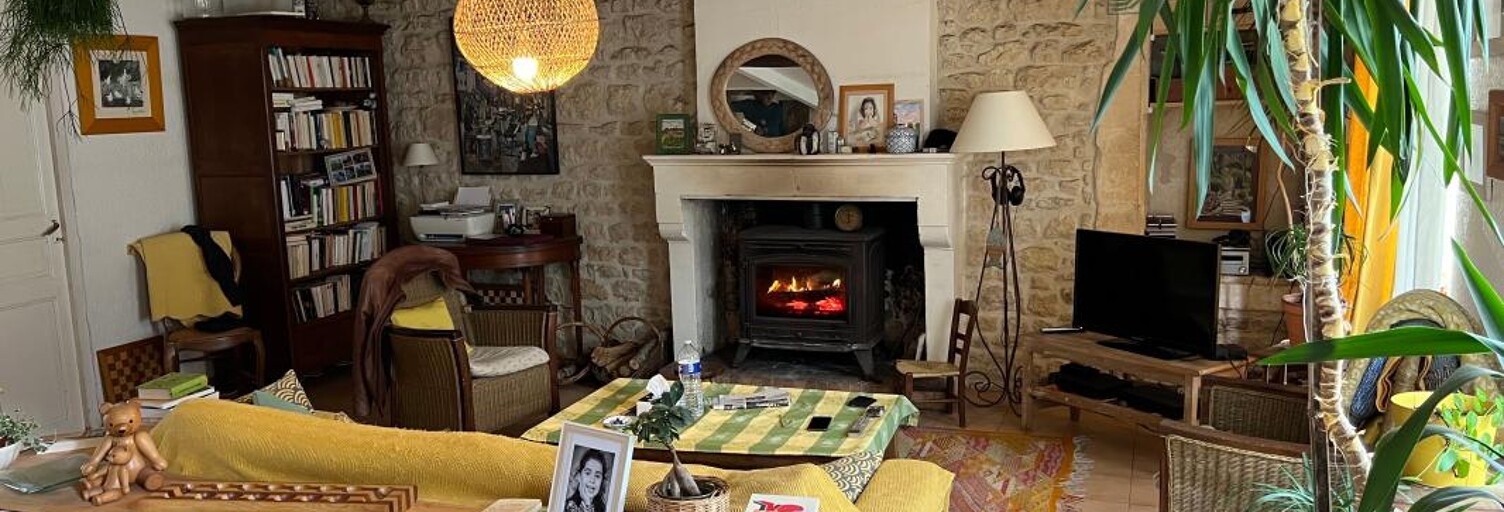 Immeuble  298 m² à vendre à Essouvert (17400)