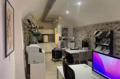 Commerce 2 pièces 212000 €