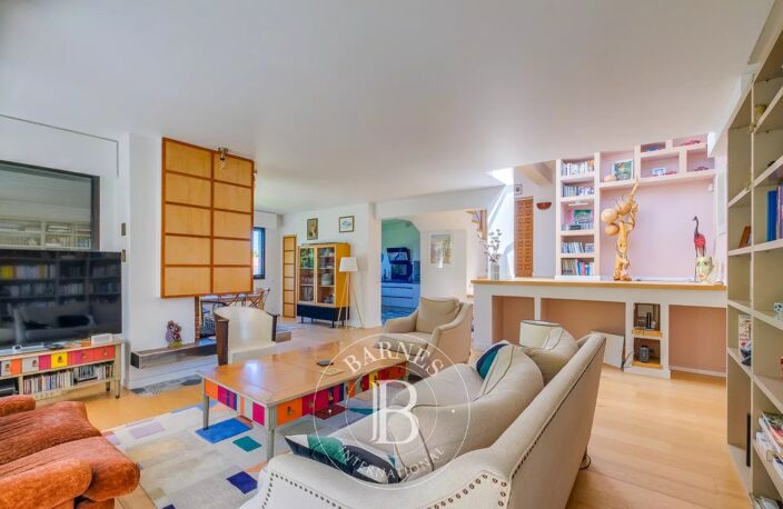 VENTE-APPARTEMENT PENTHOUSE-QUATRE CHAMBRES-TOIT TERRASSE — photo 2