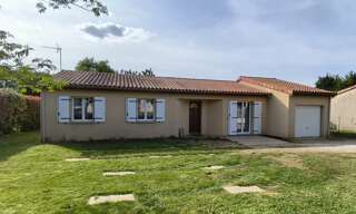 Maison 4 Pièces 103 m² à vendre à Celle-Lévescault (86600)