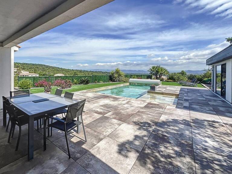 Villa de 158m²  moderne avec piscine ! à 1,5km des plages — photo 1
