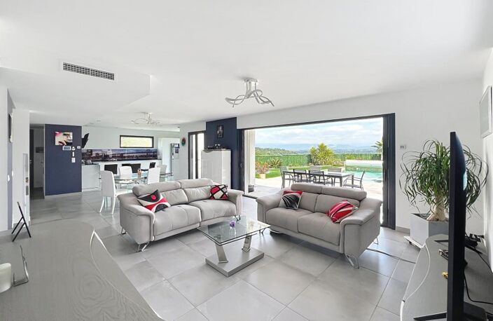 Villa de 158m²  moderne avec piscine ! à 1,5km des plages — photo 3