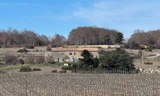 Maison 6 Pièces 600 m² à vendre à Lagarde-d'Apt (84400)