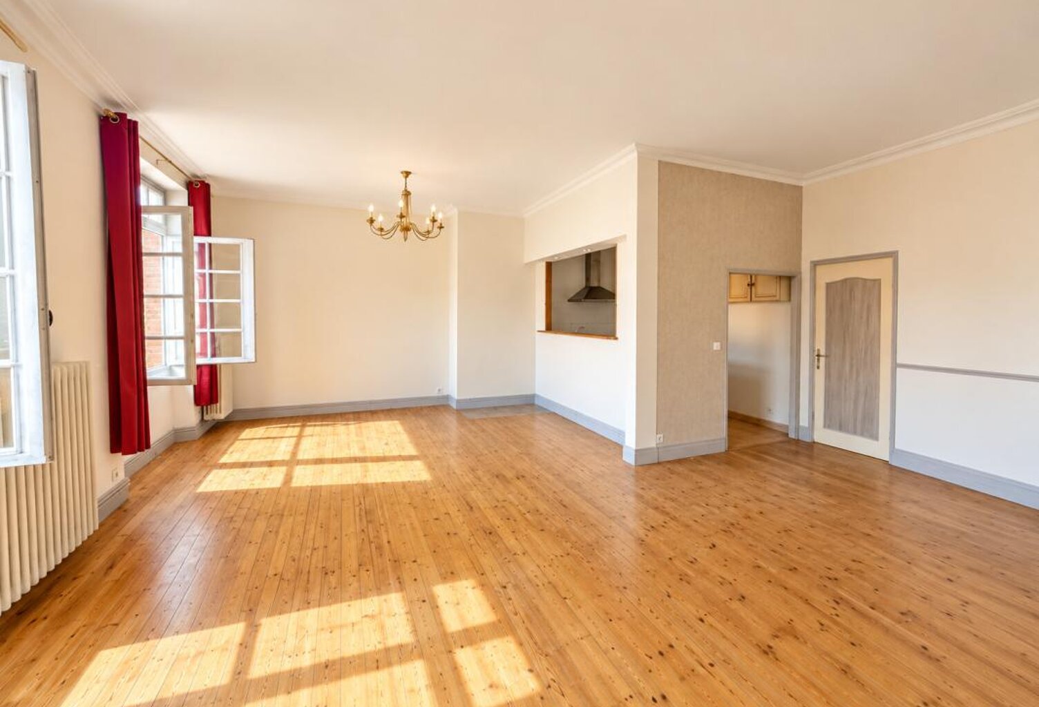 Appartement duplex de caractère de 200 m² – Place Nationale, Montauban – Fort potentiel patrimonial et locatif — photo 1