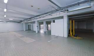 Commerce  520 m² à louer à Le Port (97420)