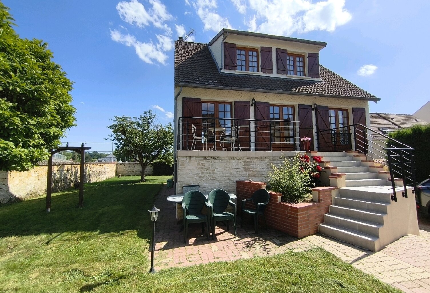 Vente maison 5 pièces 110 m² Auvers-sur-Oise (95430) — photo 1