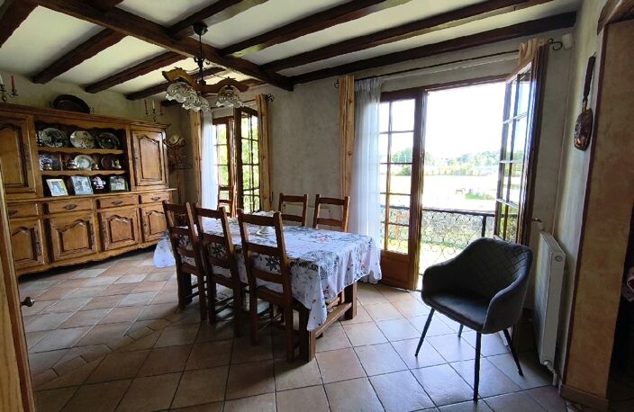 Vente maison 5 pièces 110 m² Auvers-sur-Oise (95430) — photo 2