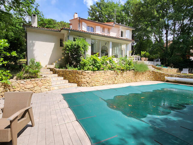 Maison 6 pièces 165 m² à Aussonne — photo du bien