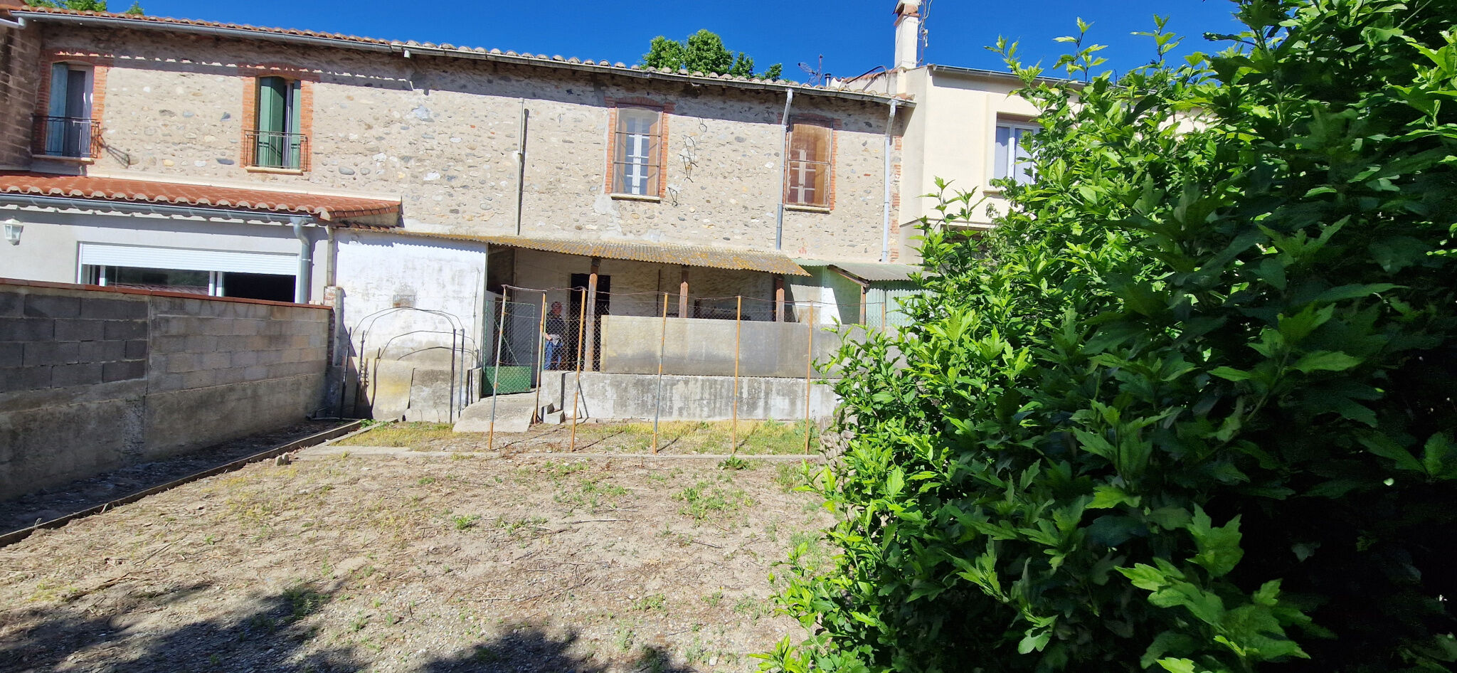 Maison de Village   T6 à vendre Néfiach 66170
