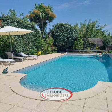 Maison 8 pièces 429475 €