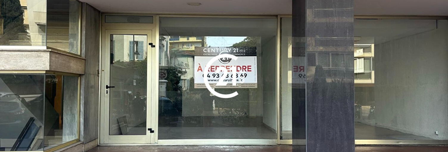 Commerce  155 m² à louer à Cannes (06400)
