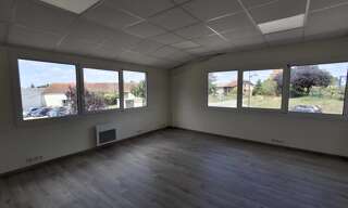 Bureau 4 Pièces  m² à louer à Houdan (78550)