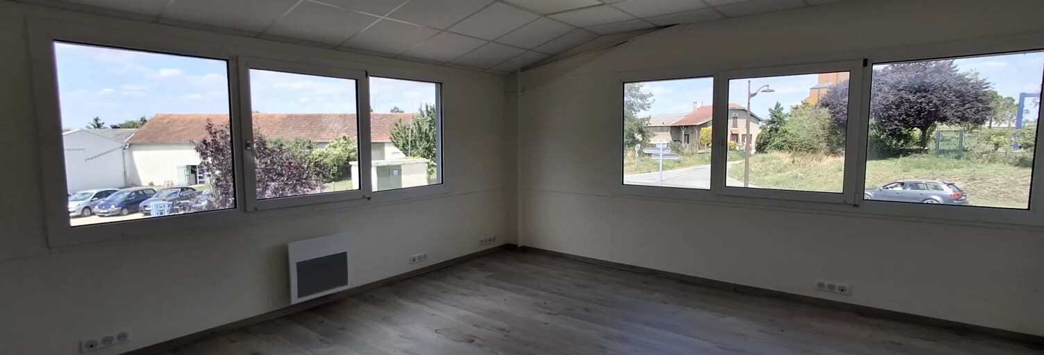 Bureau 4 Pièces  m² à louer à Houdan (78550)