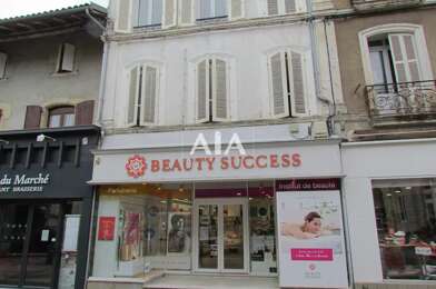 Immeuble  180200 €