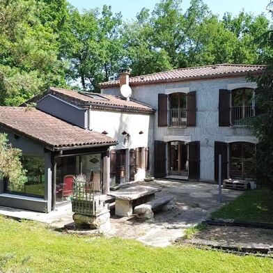 Maison 7 pièces 318000 €