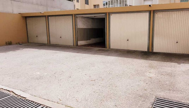 Appartement 3 pièces  à vendre Hyères 83400