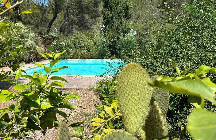 À  LA CIOTAT, charmante Villa T5 de 145 m2 avec studio indép — photo 2