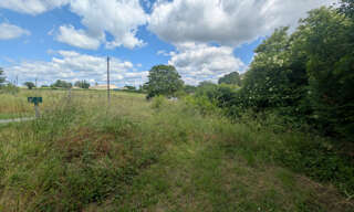 Terrain  999 m² à vendre à Montagne (33570)