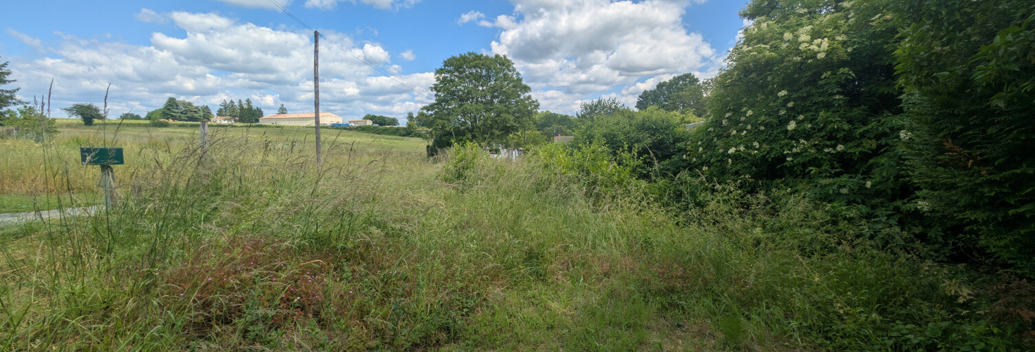 Terrain  999 m² à vendre à Montagne (33570)